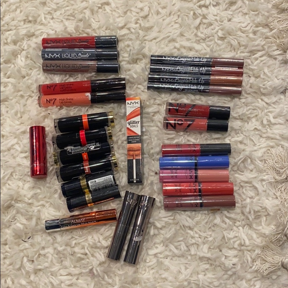 Lipstick Bundle!